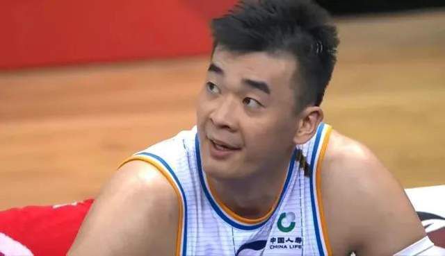 上一份一百八十五亿美元的价格很快便被冲破，并且扶摇直上，冲破了两百亿美元的大关。